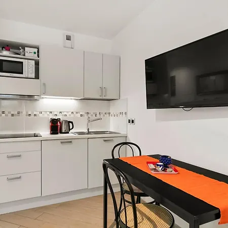 Les Oranges Five Stars Holidayhouse شقة *