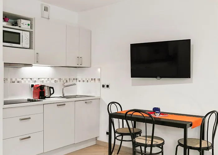 شقة Les Oranges Five Stars Holidayhouse *